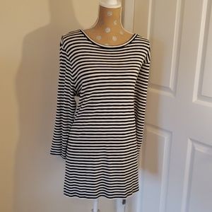 Old Navy Black&White striped tunic